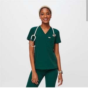 NEW! Figs Forest Green Scrubs - Full Set
